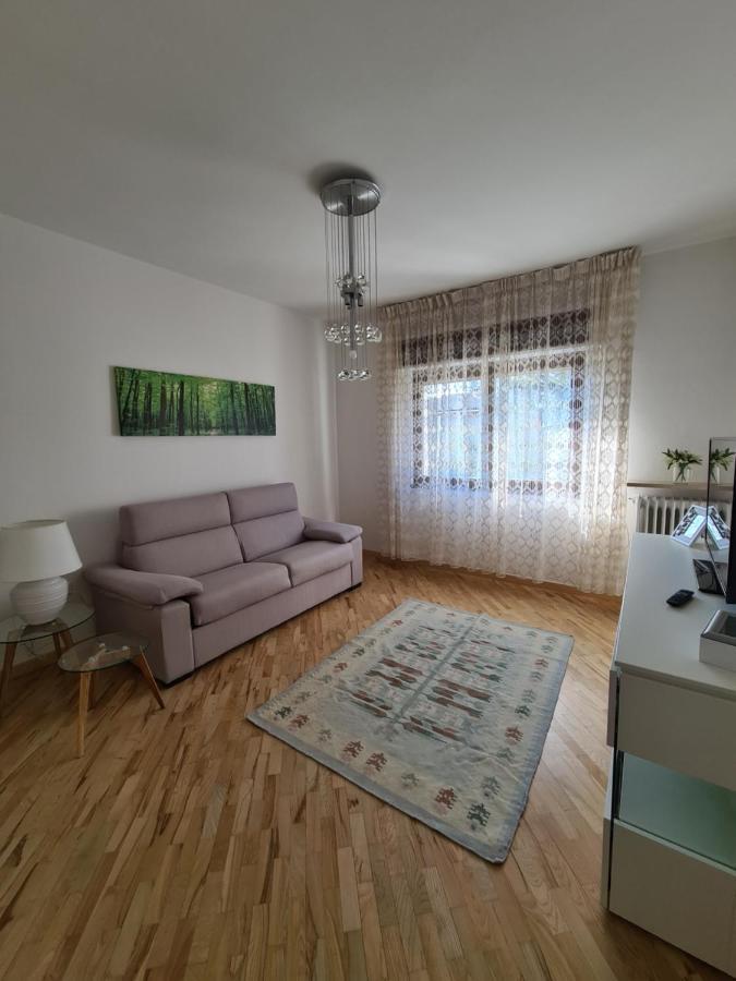 Le Peonie Apartment Riva del Garda Luaran gambar
